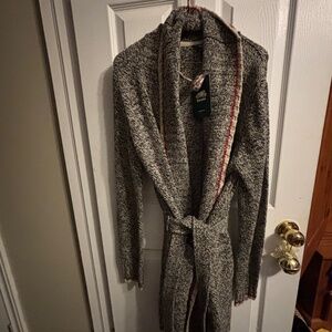 Roots Cabin Cardigan